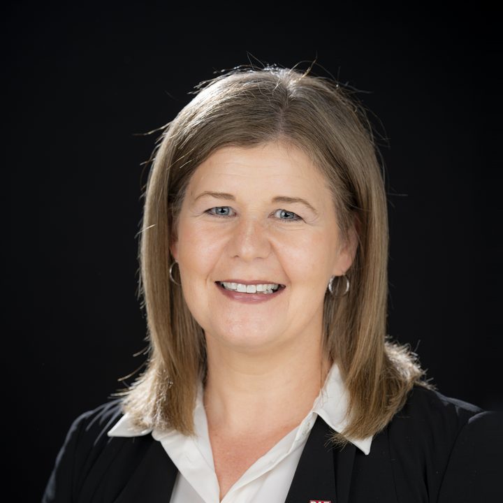 Amy Mifflin-Sills